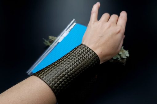 Cubic Cells Silicone Texture - 180x120mm - Image 3