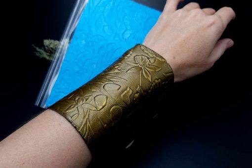 Hibiscus Flowers Silicone Texture - 180x120mm - Image 6