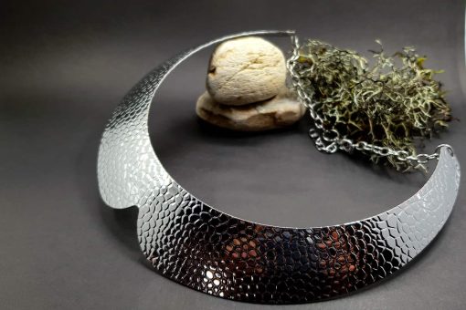 Metal silver color textured base for necklace #13944