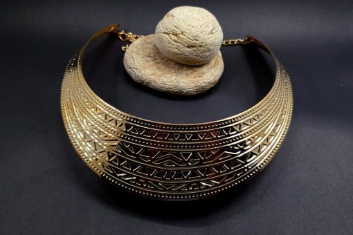 Metal golden textured necklace shape tool for baking #13960