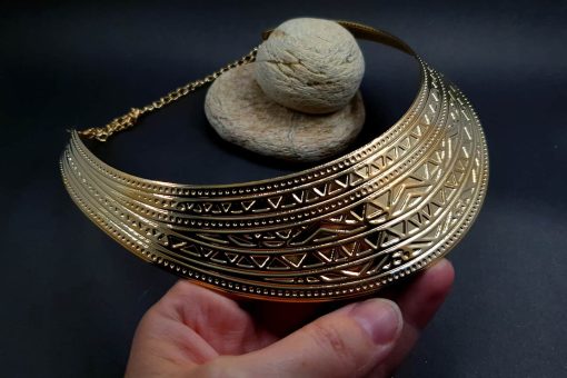 Metal golden textured necklace shape tool for baking #13964