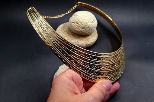 Metal golden textured necklace shape tool for baking #13966