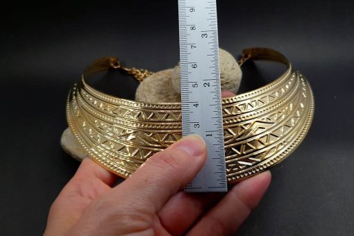 Metal golden textured necklace shape tool for baking #13969