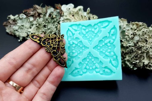 Decorative Corner Mold #20304