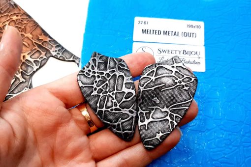 Melted Metal (OUT, 190x110) #22266