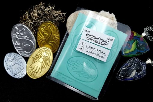 Cloisonne Enamel - Cats and a Girl #21812