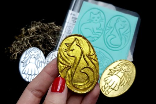 Cloisonne Enamel - Cats and a Girl #21825