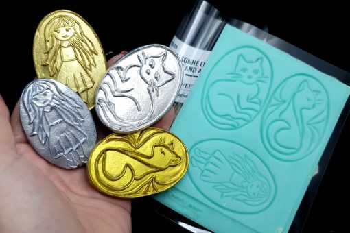 Cloisonne Enamel - Cats and a Girl #21838