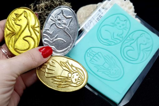 Cloisonne Enamel - Cats and a Girl #21852