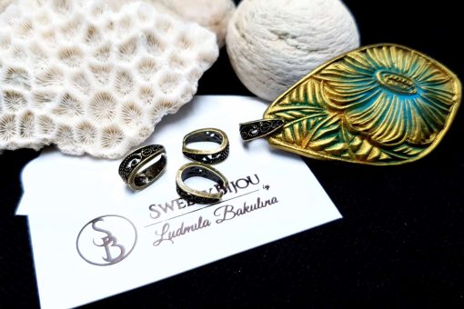 Bronze Baroque Style Pendant Pinch Bail - 14x10mm #22957