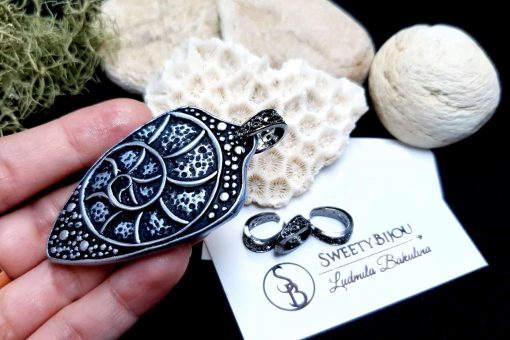 Gun Metal Baroque Style Pendant Pinch Bail #22967