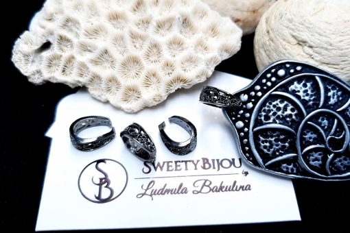 Gun Metal Baroque Style Pendant Pinch Bail #22973