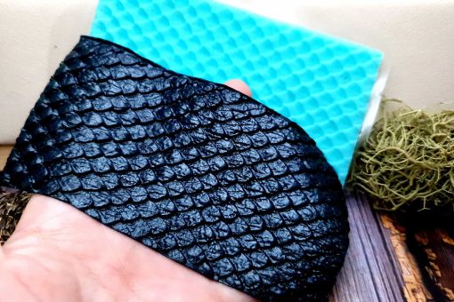 Dragon Scale - Vertical #25103