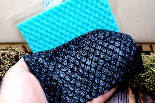 Dragon Scale - Horizontal #25118