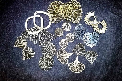 Mixed set 22 pieces earrings metal charms #27203