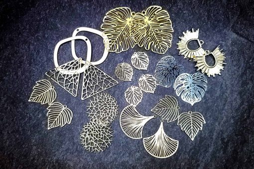 Mixed set 22 pieces earrings metal charms #27208