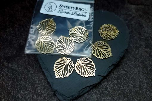 4 small leafs charms for earrings, golden color #27260