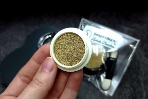 Solid golden powder with metal+chrome effect pigment #27360