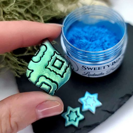 Turquoise (Blue) Pearl #28102