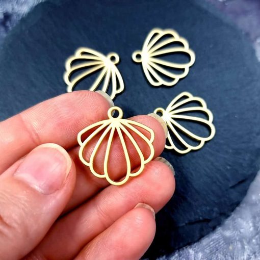 4 Matt Golden color Charms "Shells" #34010