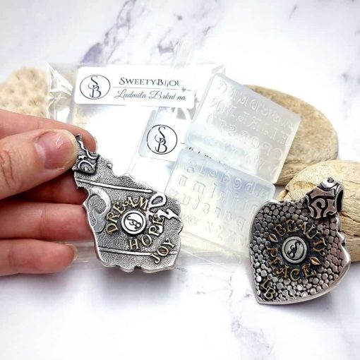 2 pcs Super Quality Molds "Old Style Letters" #39871