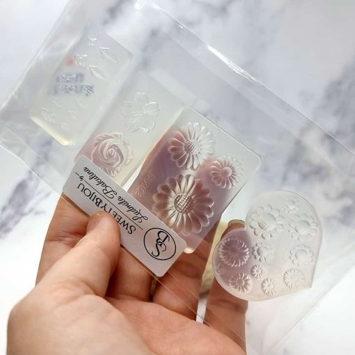 4 Super Quality Molds "Flowers and Leafs" #39908