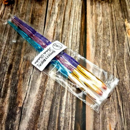 3 Rounded flat brushes for painting & polymer clay #41008