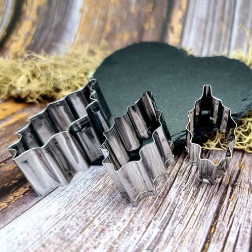 3 Cutters of Poinsettia Leafs #52585