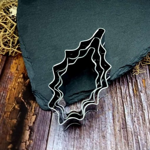 3 Cutters of Poinsettia Leafs #52601