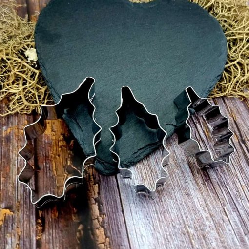 3 Cutters of Poinsettia Leafs #52603