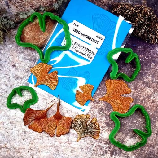 Three Gingko Leafs Texture - 145x95mm #149011