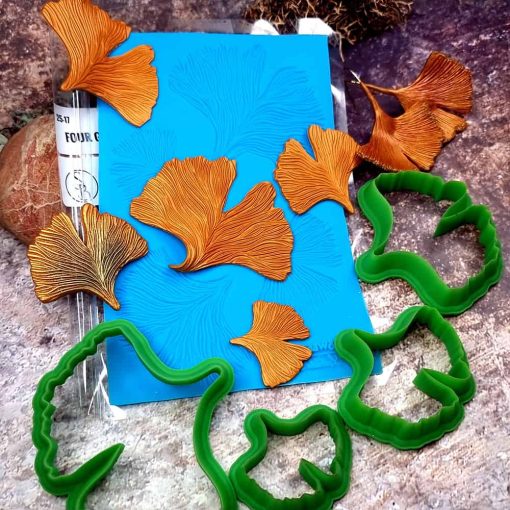 Four Gingko Leafs Texture - 145x95mm #149018