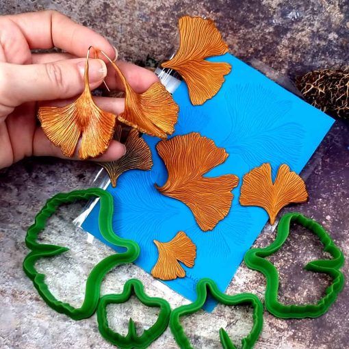 Four Gingko Leafs Texture - 145x95mm #149019