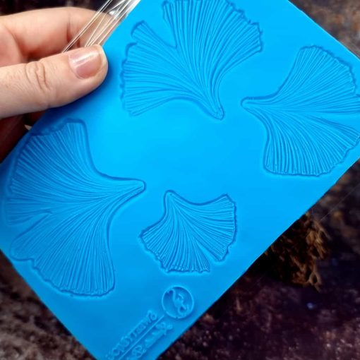 Four Gingko Leafs Texture with Outline - 145x95mm #148576