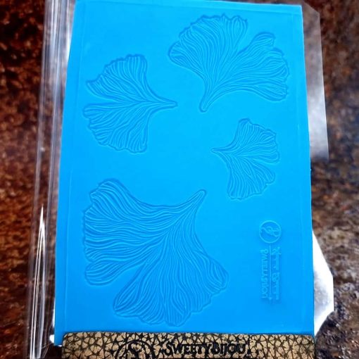 Realistic Gingko Leafs #167409