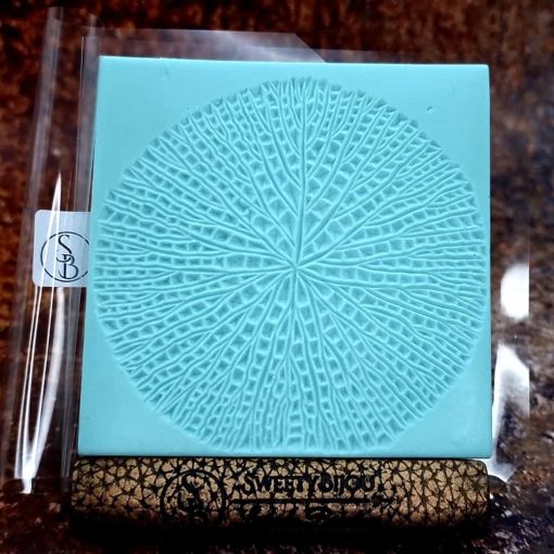 Victoria Water Leaf #156750