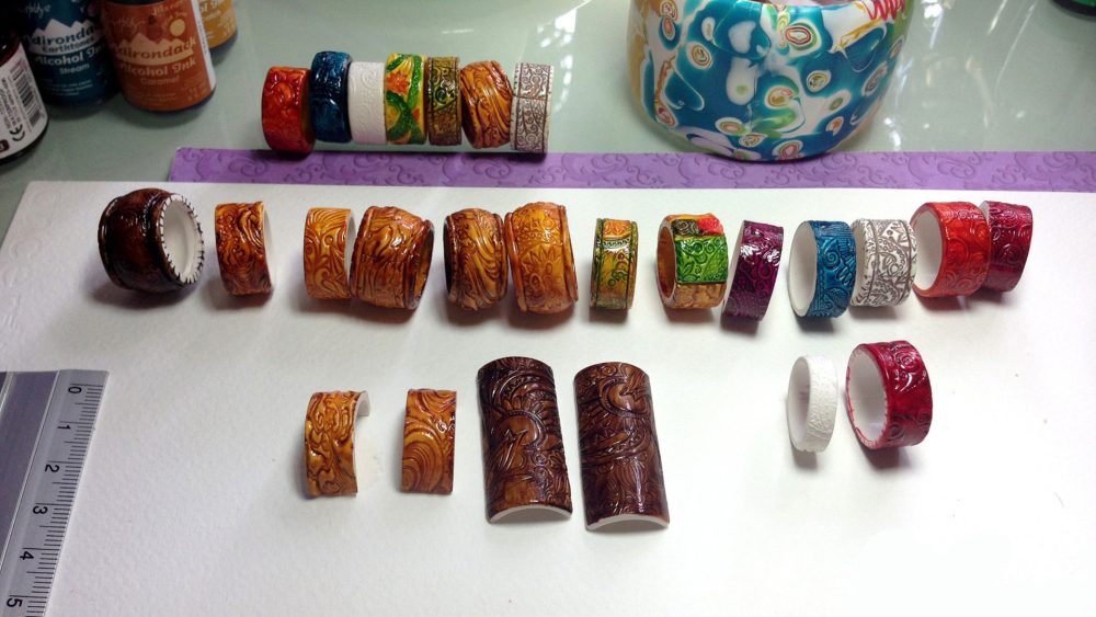 Painting polymer clay rings with Alcohol Inks